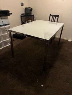 Dinning table