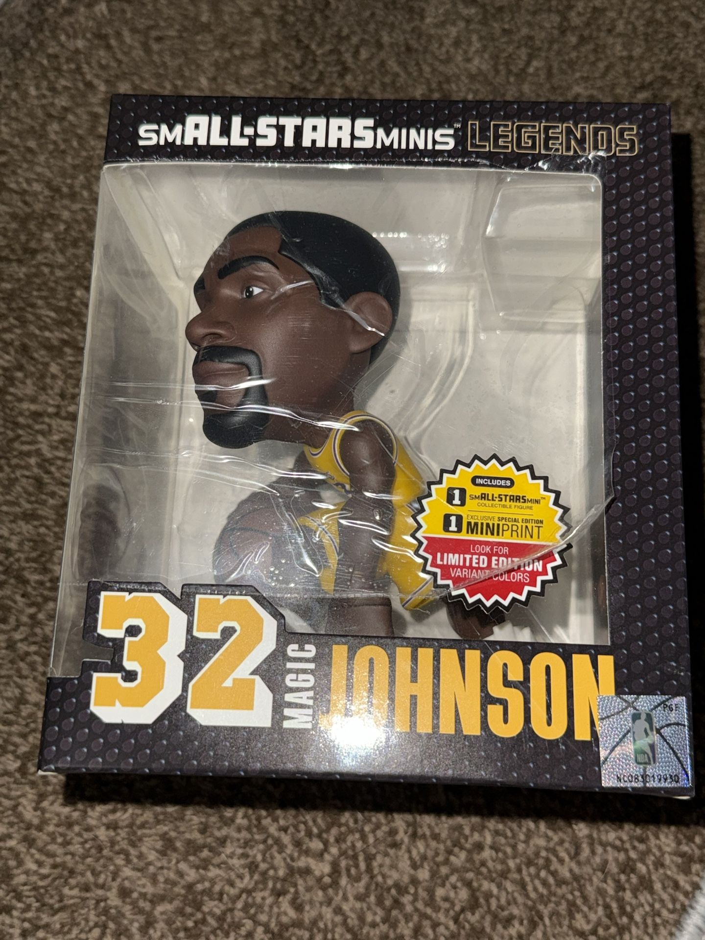 NBA Small Stars Minis Los Angeles Lakers Magic Johnson #32 Legends Figurine New.