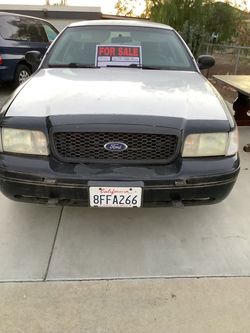 JUST $1,000 FOR A NICE 2010 FORD CROWN VIC POLICE INTERCEPTER CAR..