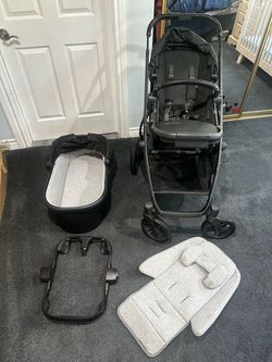 Uppababy Vista V2 with bassinet and nuna car seat adapter