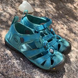 KEEN TODDLER SIZE 11 SANDALS