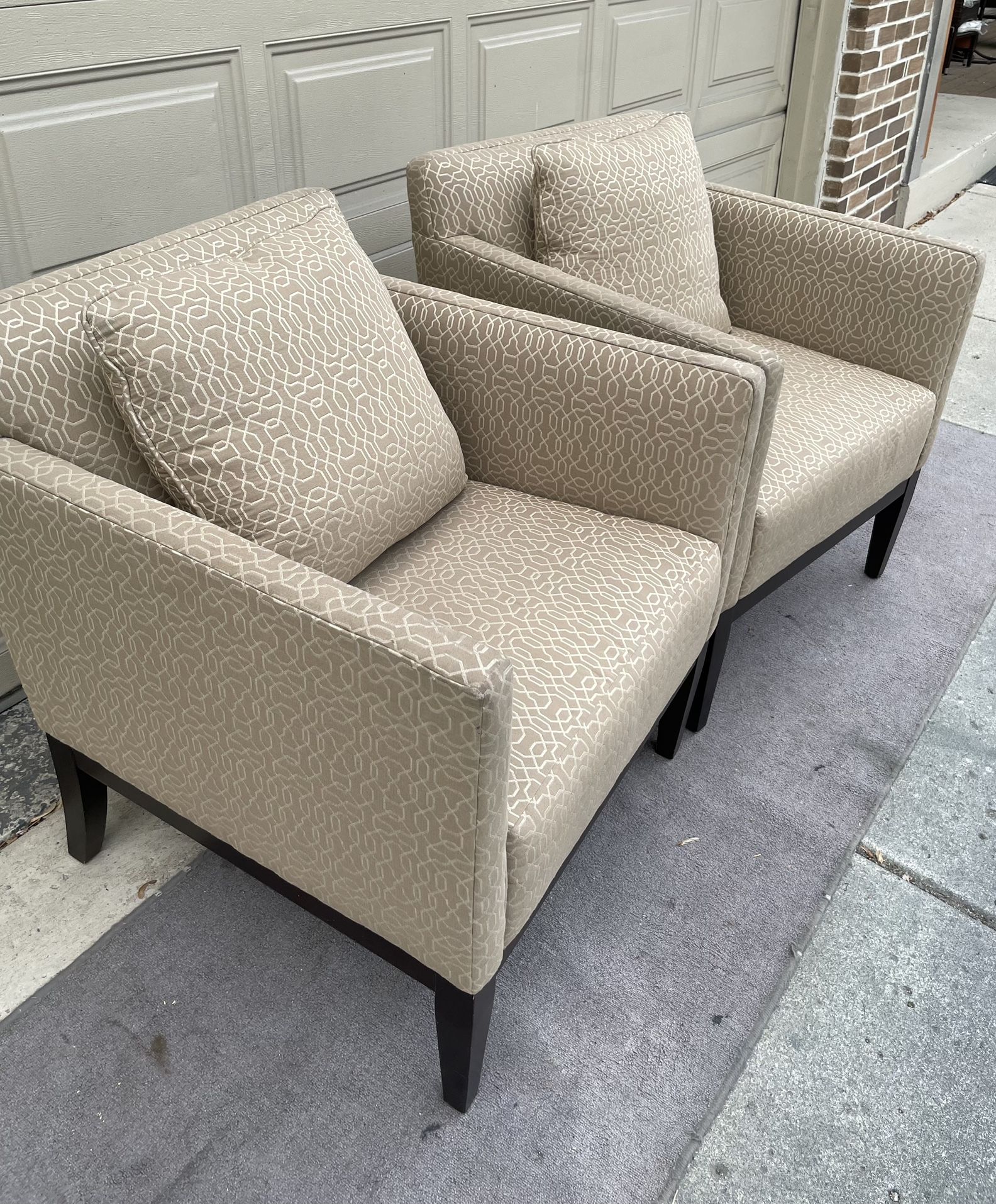 🥂 Everett Walter E Smith Modern Club Chairs