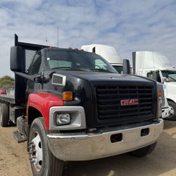 2004 GMC C7500