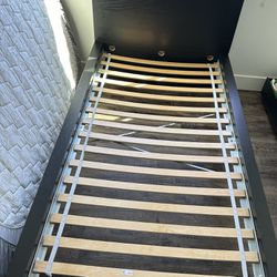 Twin Bed IKEA Malm