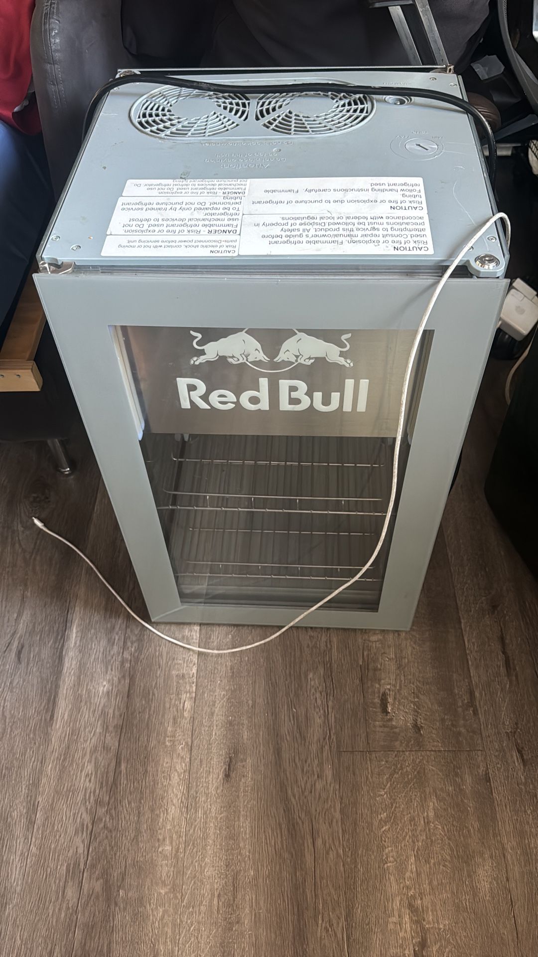 RED BULL FRIDGE (broken)