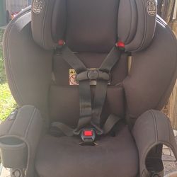 Car Seat *Like New* + Recliner 