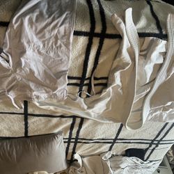 BBJ Use GI 2 Grips white and Plain Blue Used