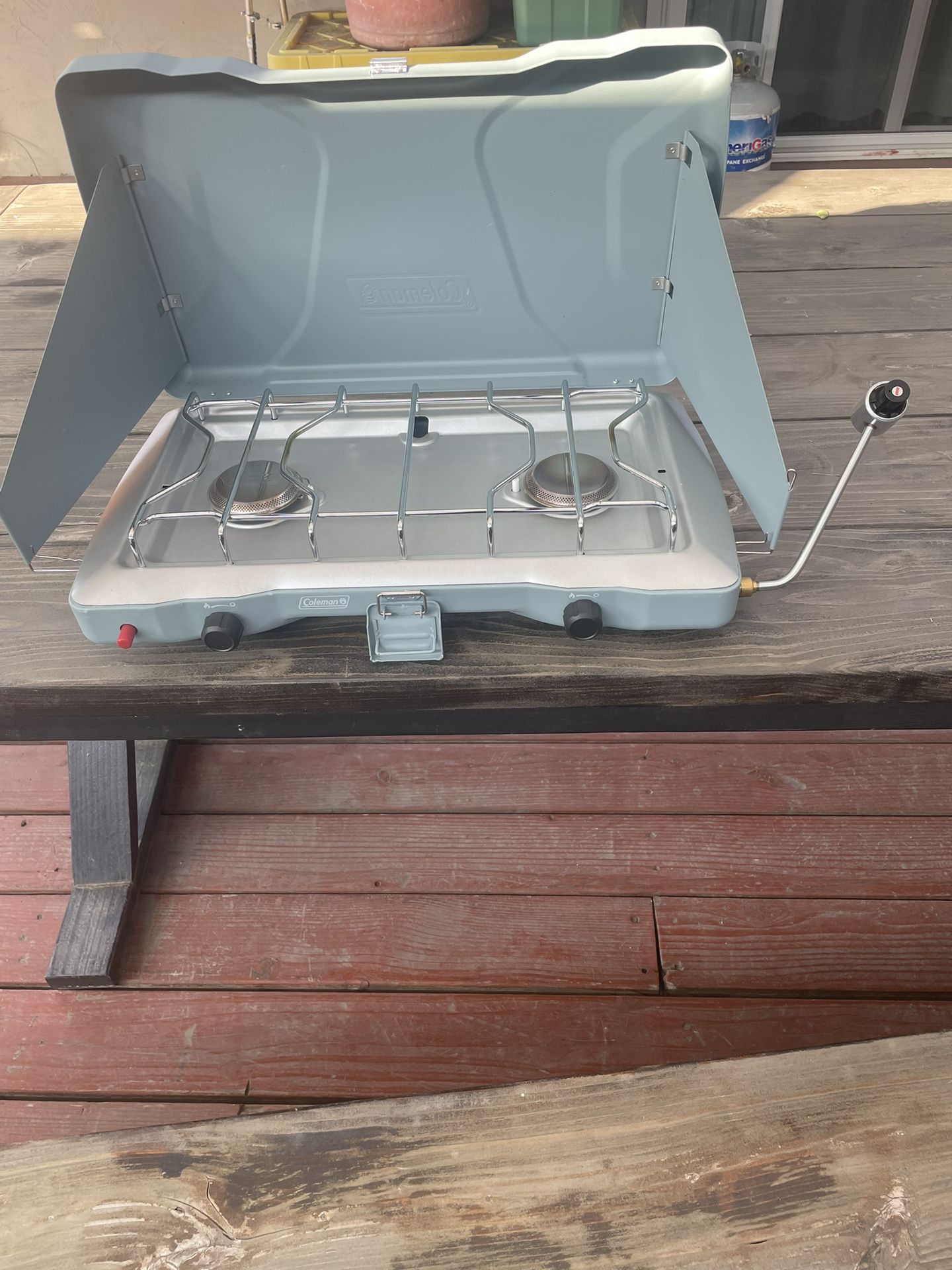 Coleman InstaStart Camp Stove