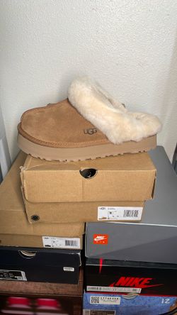 UGGS