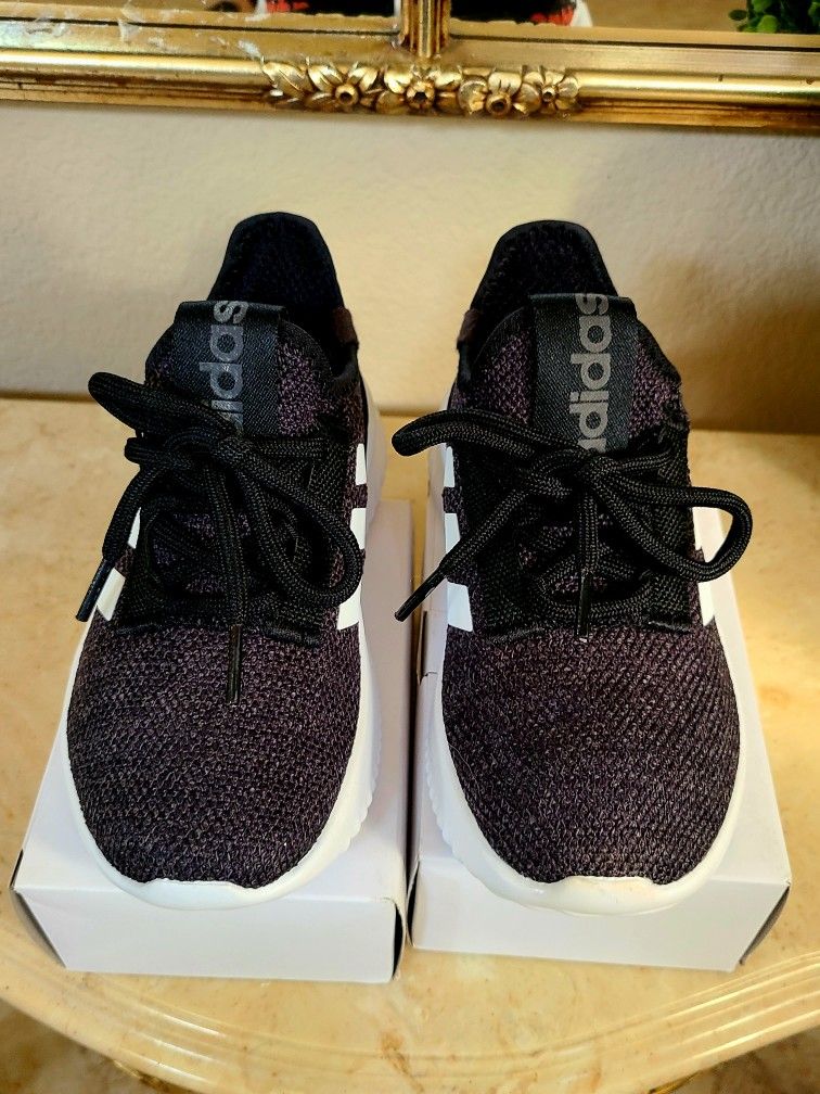 Boy's ADIDAS CLOUDFOAM Size 13