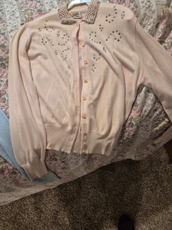 Vintage sweller size small