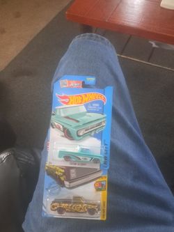 2 Old School Hot Wheels Trucks