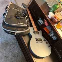 LES PAUL GUITAR
