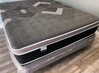King oasis thermal comfort Europillow top 12inch Matres !