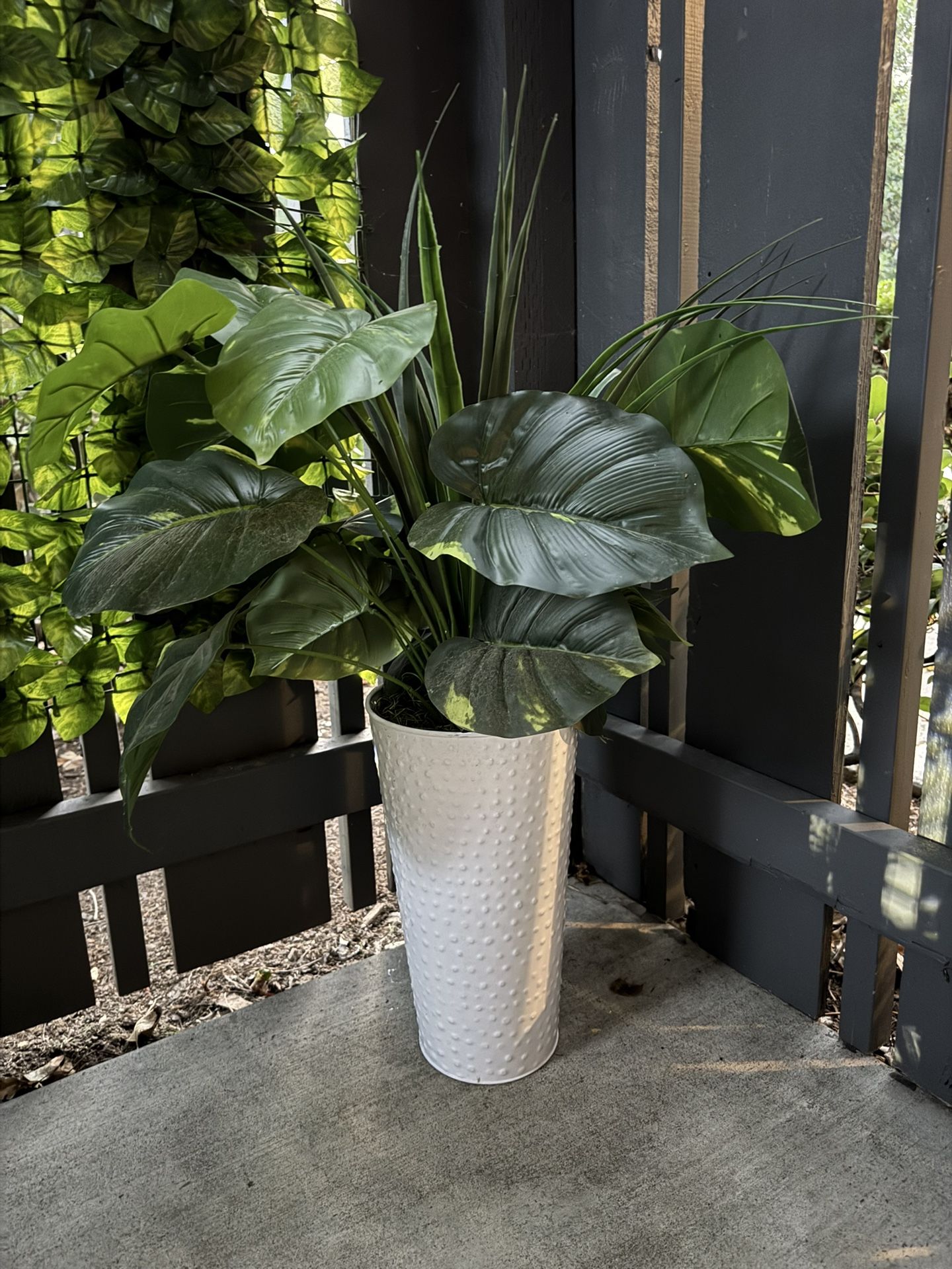 Artificial Plant.
