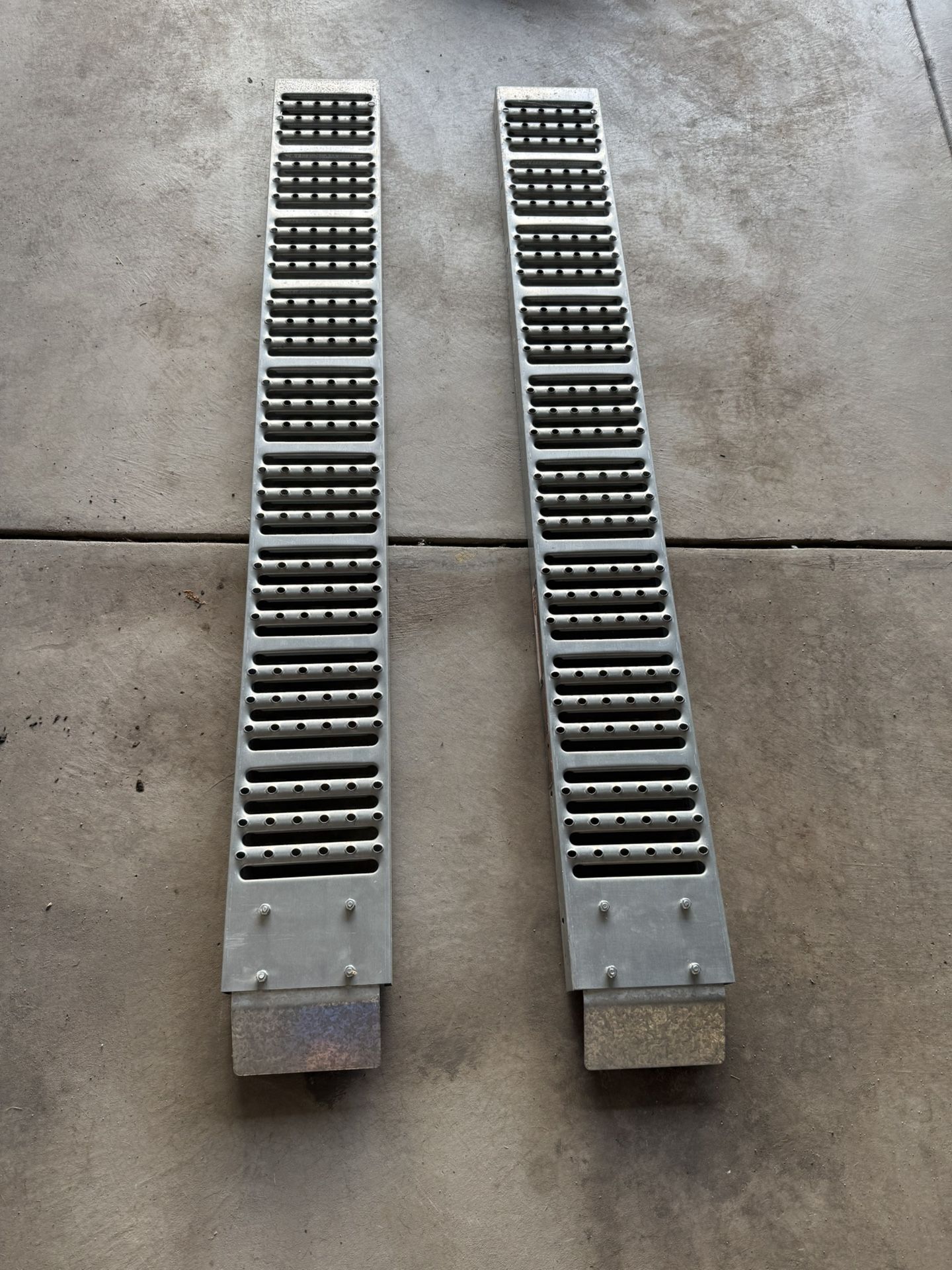Haul Master Steel Loading Ramps (2)