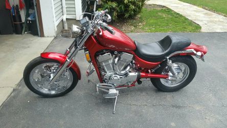95 Suzuki Intruder 1400
