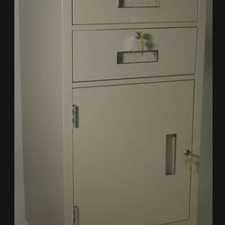 FILE  CABINET   BANK LOCKER 