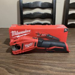 Milwaukee M12 Copper Tubing Cutter 