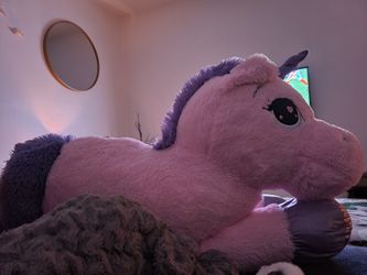 Valentines Pink Huge Unicorn