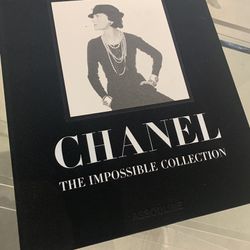 Chanel: The impossible Collection Book
