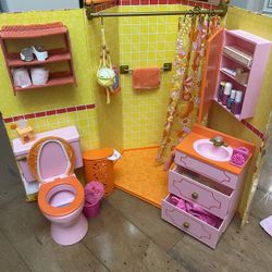 AG Julie’s Bathroom