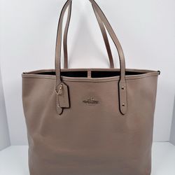 Coach XL Pebble Leather City Tote Shoulder Bag Tan
