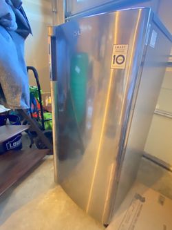 LG mini freezer