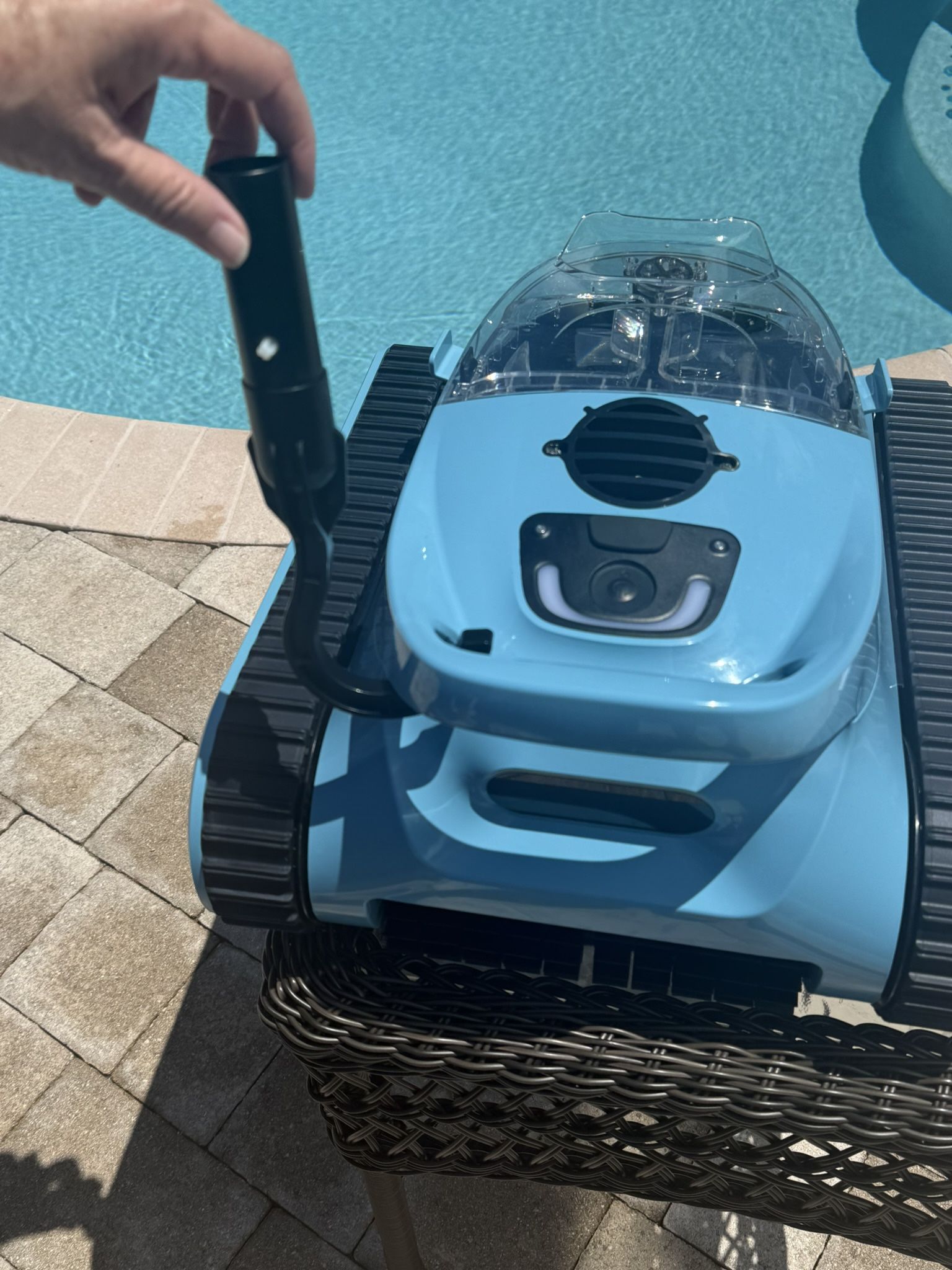 Hision robotic POOL. Cleaner Model: A7 Max