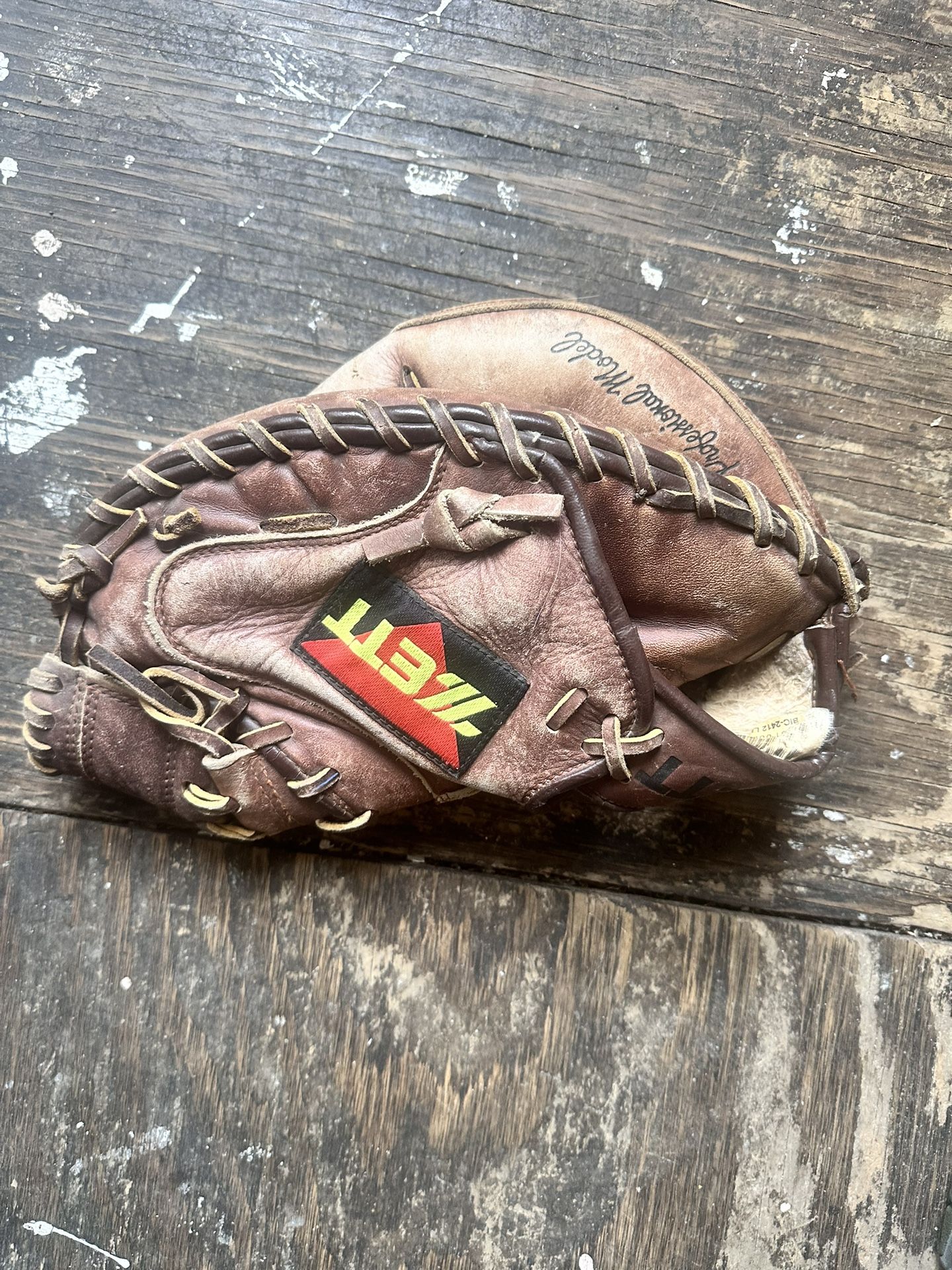 Vintage catch