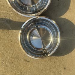 Original Lincoln Continental hubcaps came off of 1963
