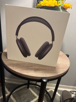 Air Max Headphones Brand New For Sale 1 of 1