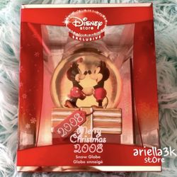 2008 Disney Store Mickey Minnie Merry Christmas Snow Globe