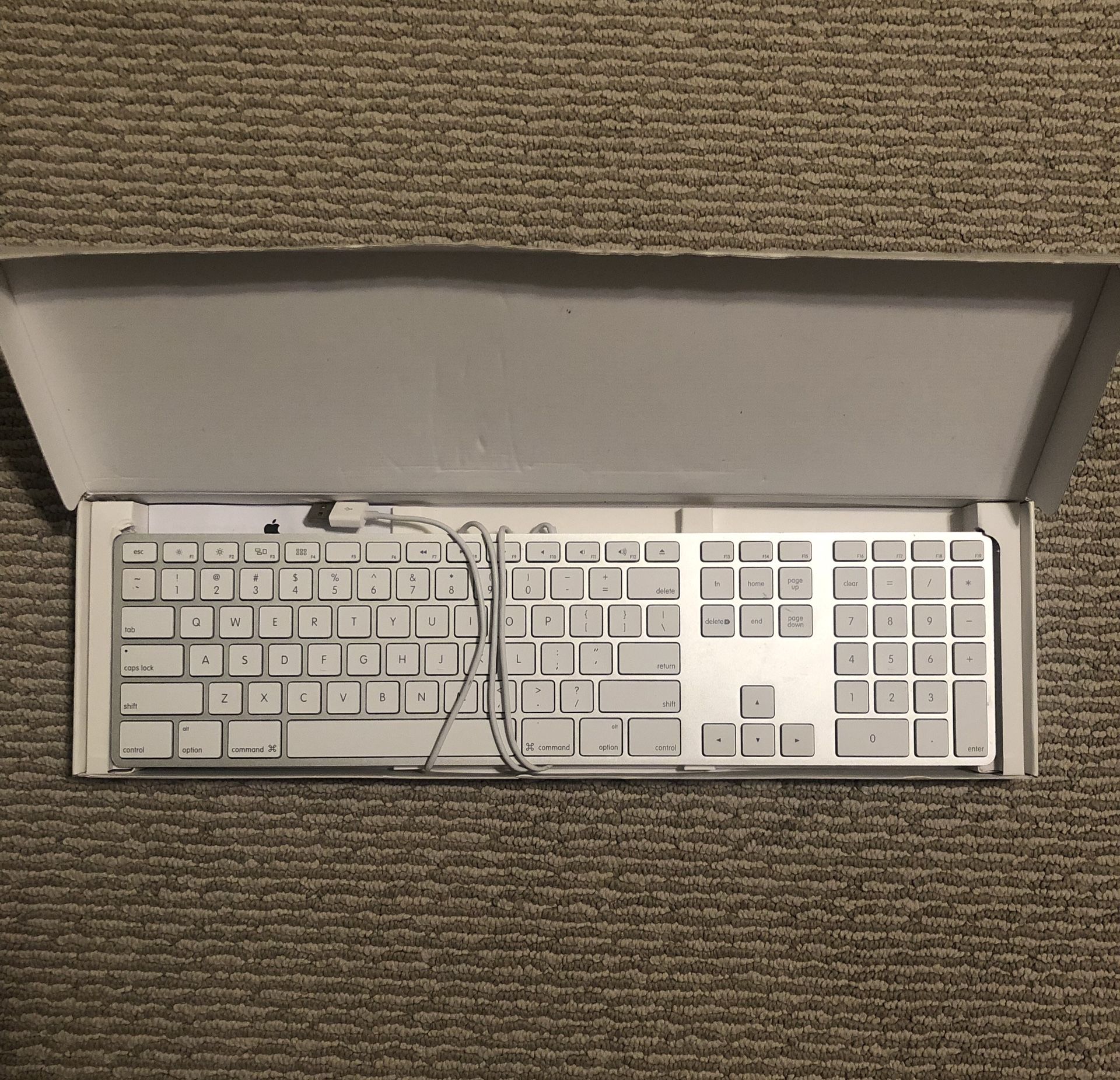 Apple keyboard