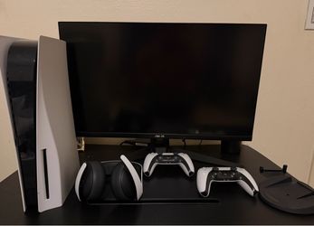 PS5 Disc , 2 Controllers , Monitor , Mic