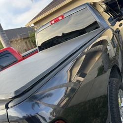 Brand New In Box Soft Tailgate Cover.