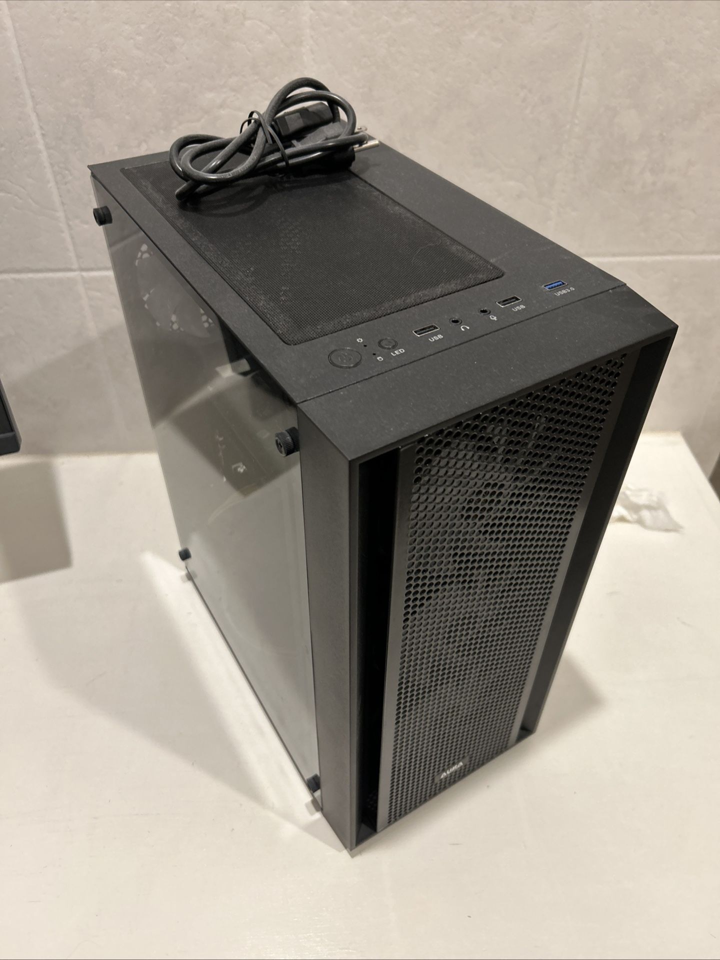 Custom Black Gaming Pc