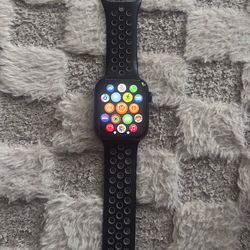 Apple Watch SE 44mm