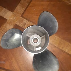 Mercury stainless prop