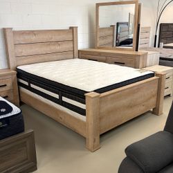 4PC Queen Poster Bedroom Set 🔥👌🏼