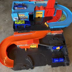 Hot Wheels Garage