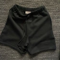 Essentials Shorts