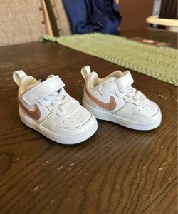 Nike Infant Sneakers White Rose Gold