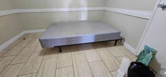 Free Box  spring and metal frame