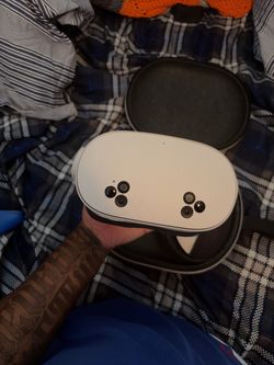 Meta Quest 3 VR Headset