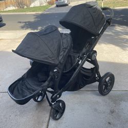 City Select Double stroller