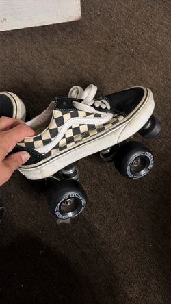 Custom rollerskates