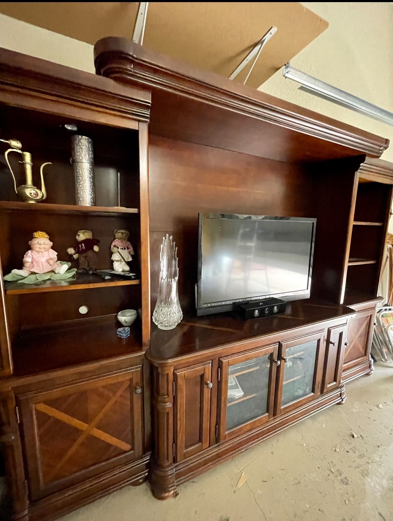 Solid Wood Entertainment Center TV 