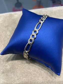 10KT Gold Figaro Bracelet