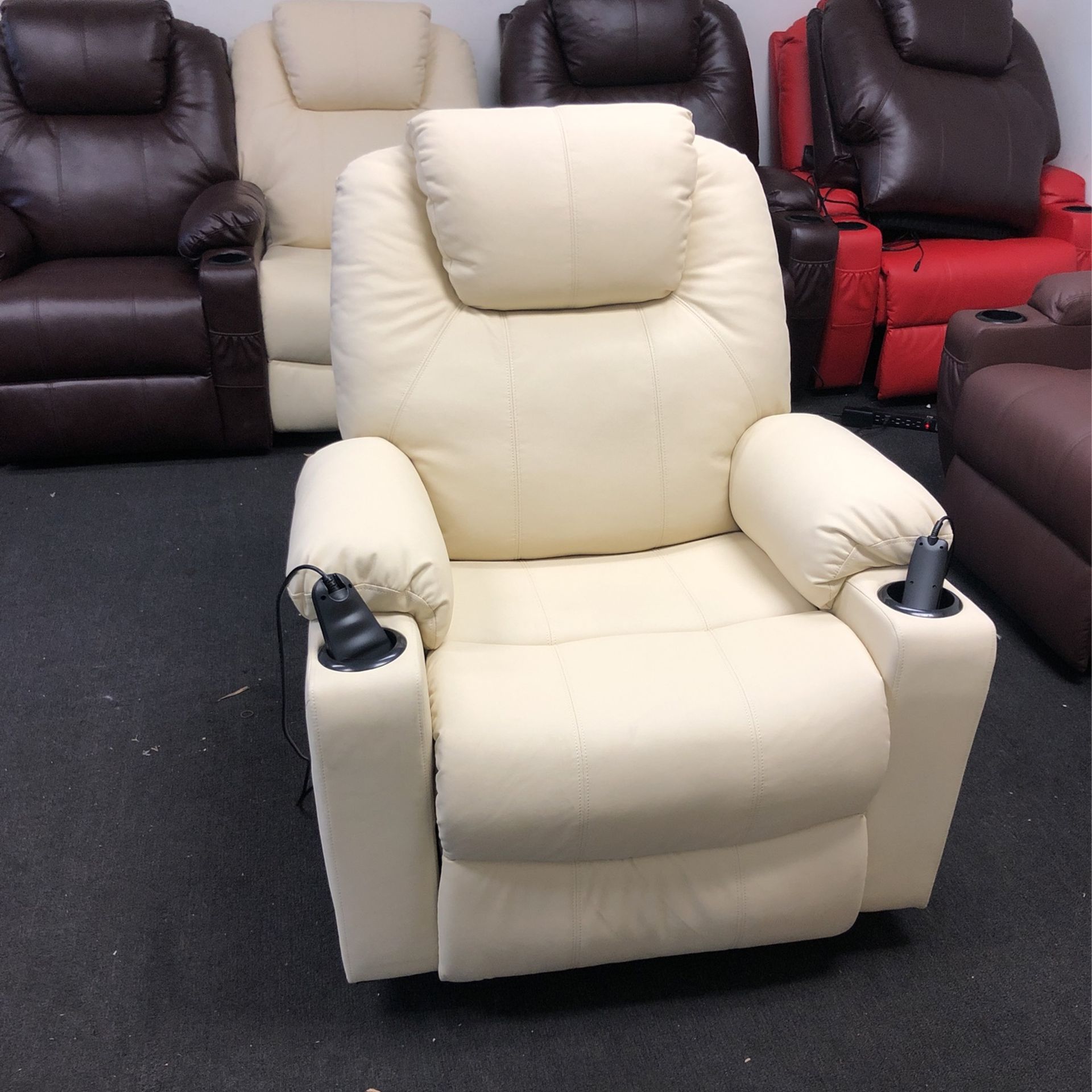 Mcombo Recliner 